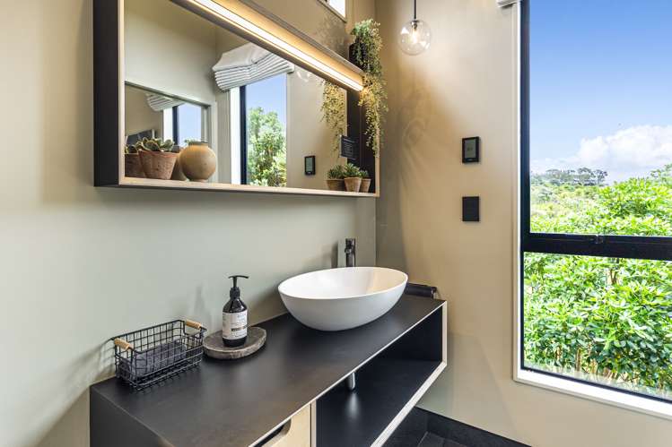 187 Constable Road Muriwai_19