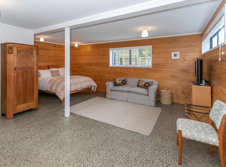 2 Emmerdale Drive Hahei_15