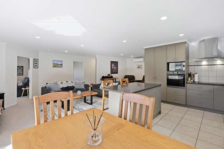 4 Baxendale Drive Matipo Heights_4