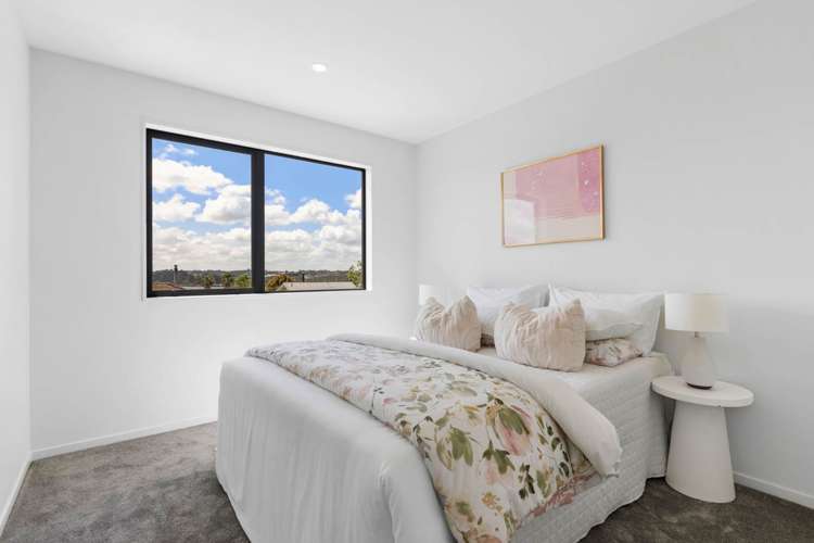 8B Devonshire Road Unsworth Heights_11