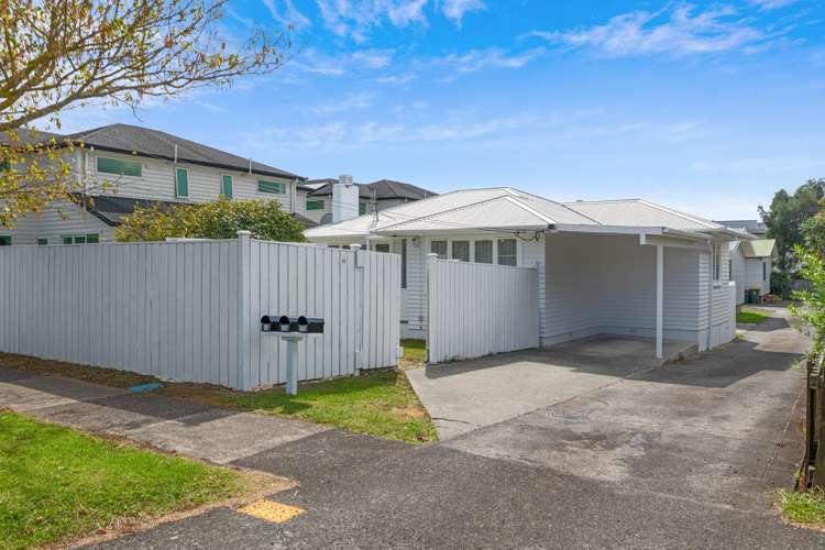 1/11 Henwood Road Mangere East_11