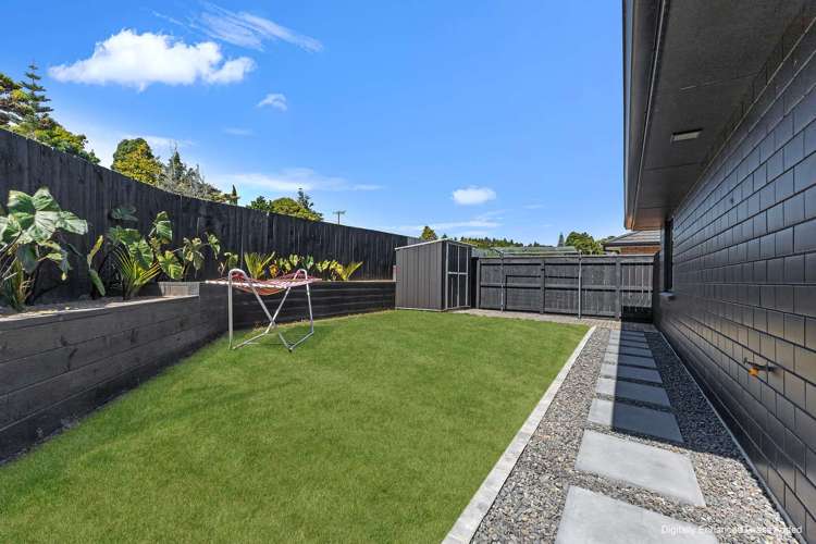 1 Rehua Place Waiwhakaiho_31