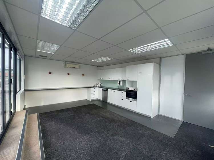 19 Byron Avenue Takapuna_8