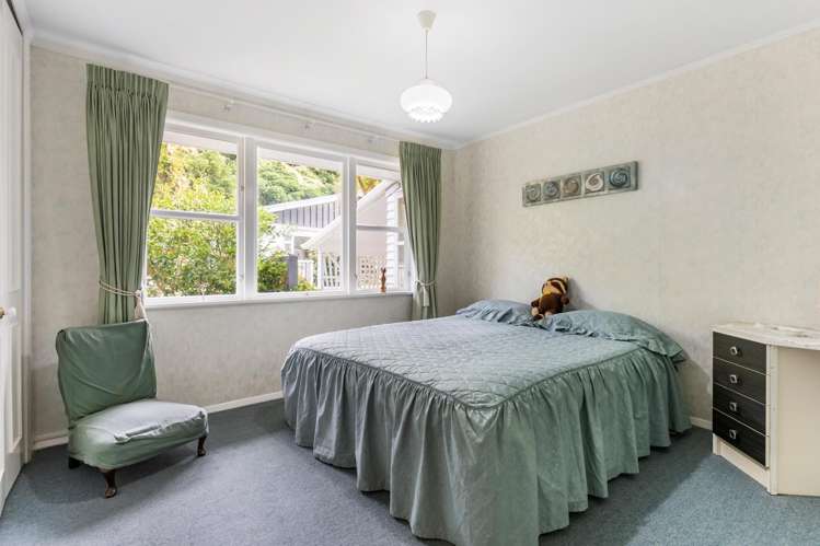 4 Silverbirch Grove Churton Park_12