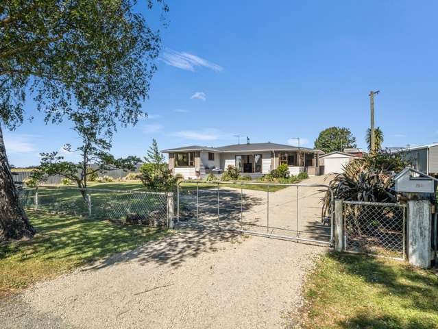 Secure Living. Modern Style. Oxford Convenience.