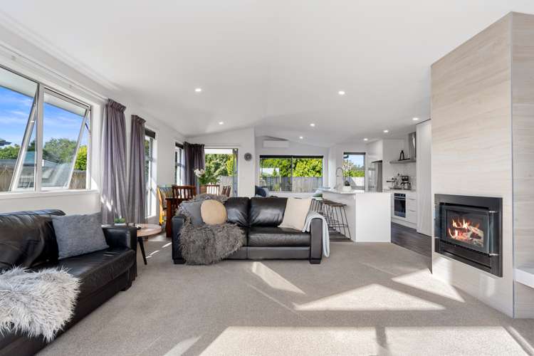 8 Applin Lane Pyes Pa_4