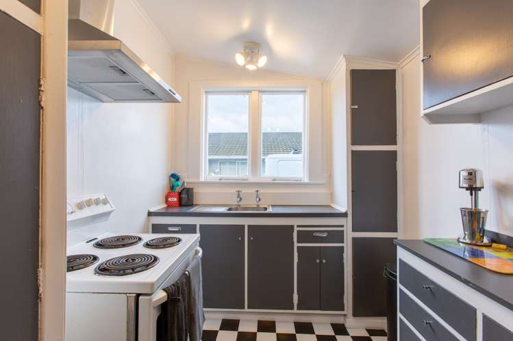 207 High Street Dannevirke_12