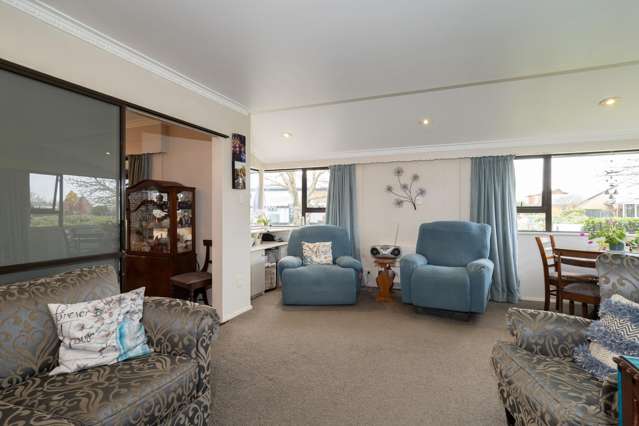 16 Falcon Drive Allenton_3