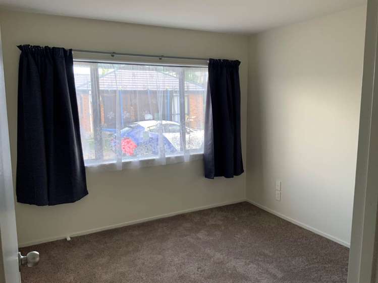 82 Robert Skelton Place Clendon Park_8