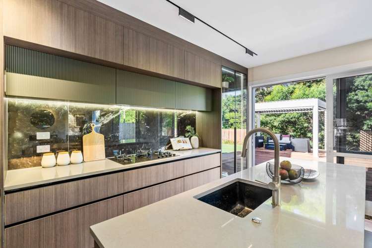 9C Olwyn Place Greenhithe_3