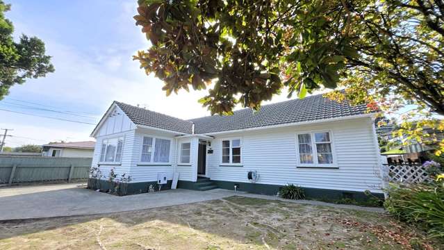 195 Stokes Valley Road Stokes Valley_1