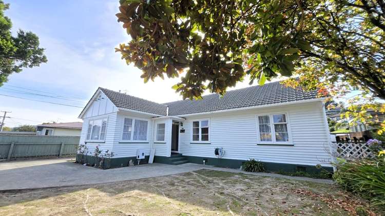 195 Stokes Valley Road Stokes Valley_1