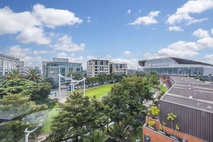 403/57 Mahuhu Crescent Auckland Central_11
