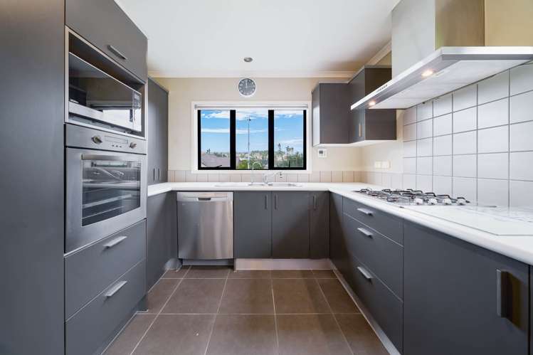 2 Sonoma Crescent Oteha_6
