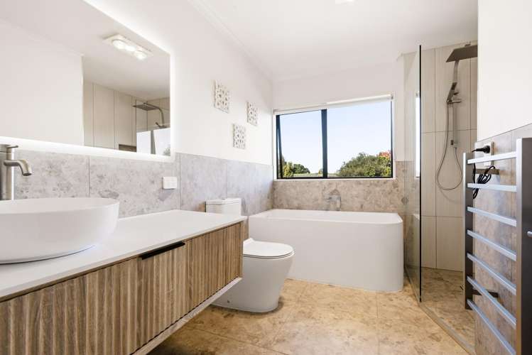 21 Kahurangi Drive Taupo_2