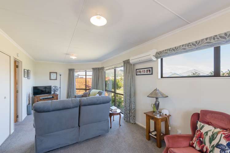 6 Birchwood Grove Richmond_5