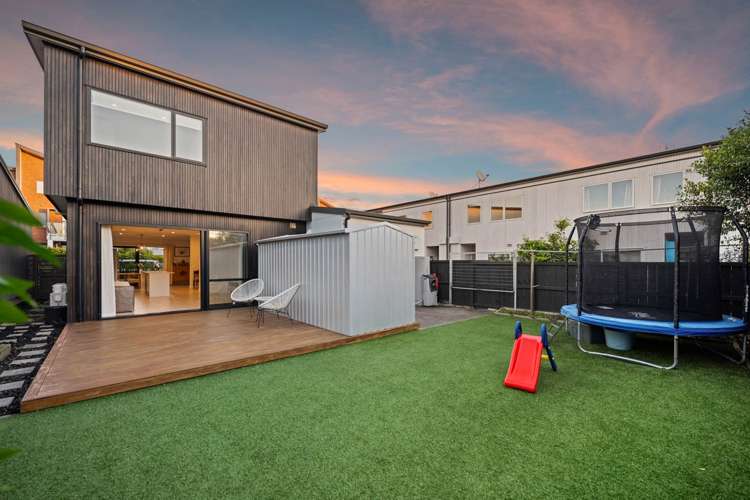 9 Ian Morrison Road_0