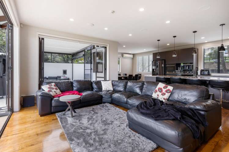 556 Redoubt Road Flat Bush_3