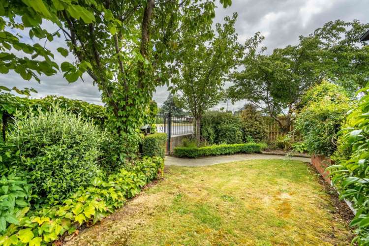 775 Queens Drive Waikiwi_3