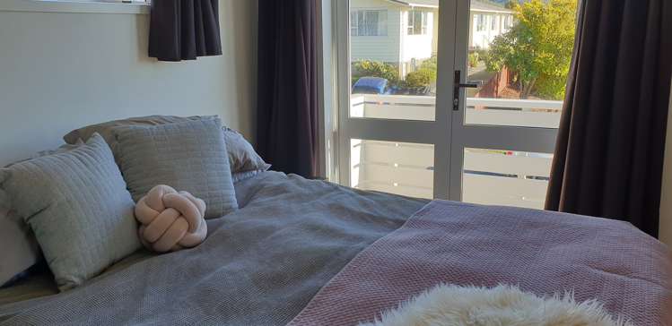 3 Quinn Grove Porirua East_9