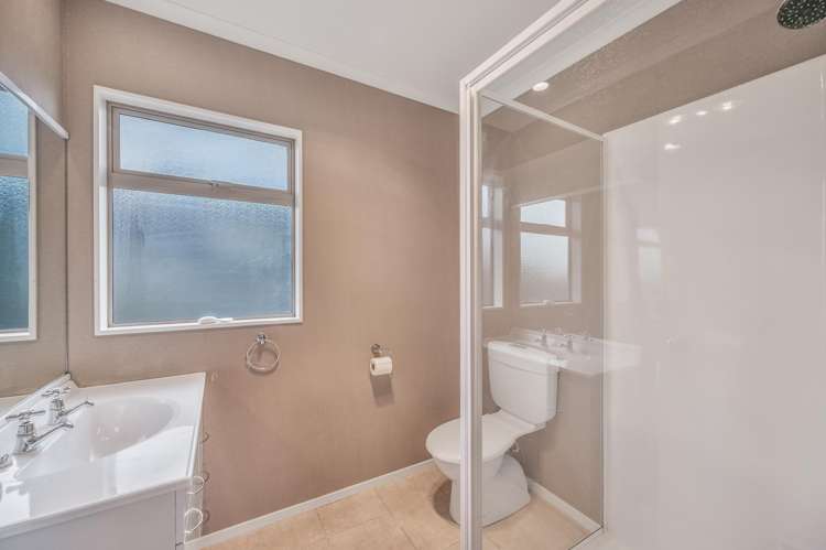 6 Blythfield Place Taradale_9