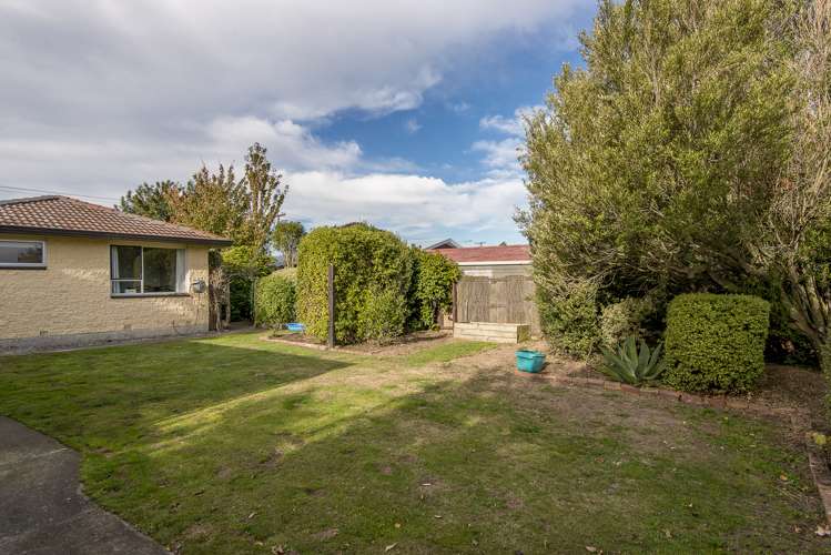 63 Kirk Road Templeton_16