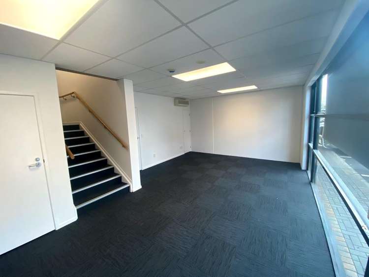 B/20 Cain Road Penrose_6