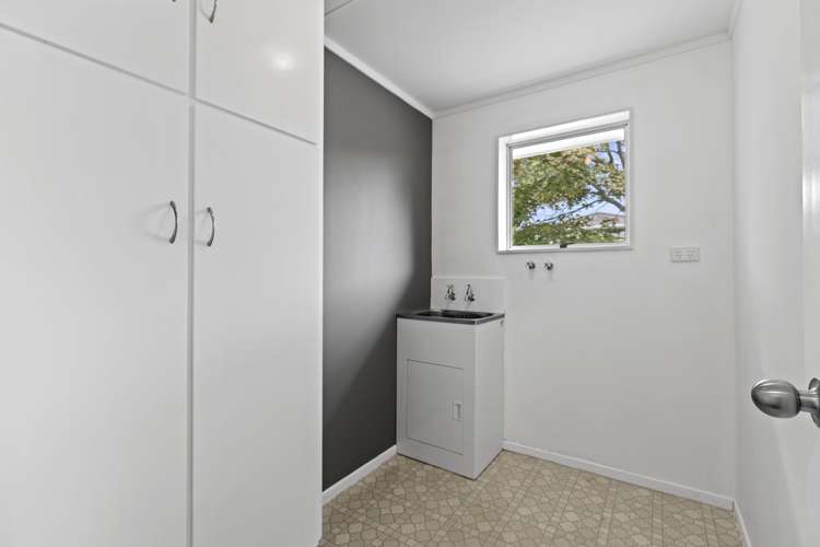 7 Te Ngaere Place Merrilands_15