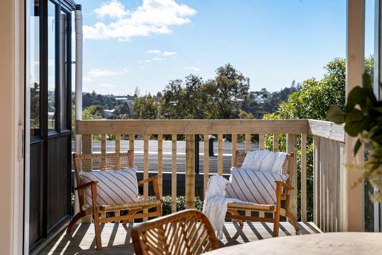 57 Onewa Road Northcote_9