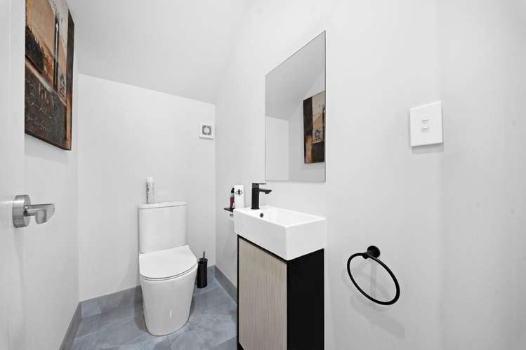 4 Tims Crescent Flat Bush_20