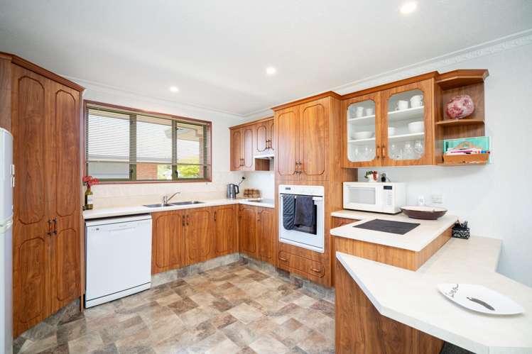 124 Kildare Drive Waikiwi_1