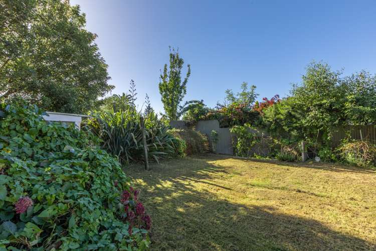 1238 Cunningham Crescent Mayfair_10