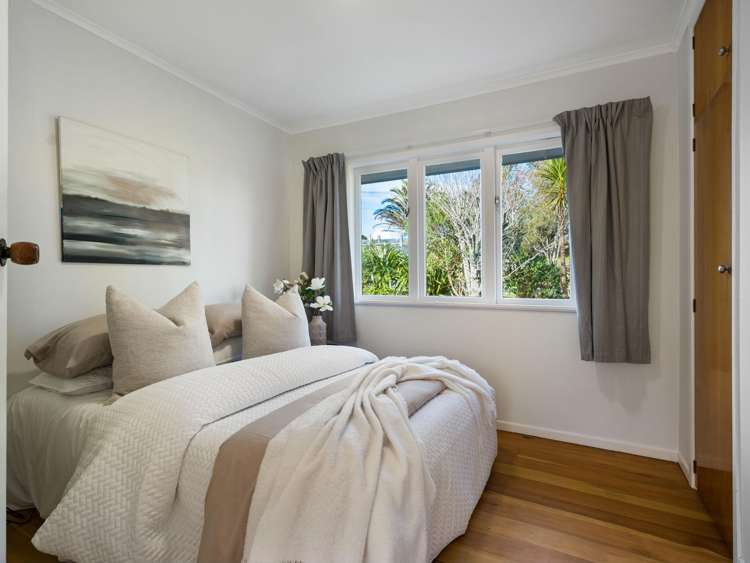 15 Hutchinson Avenue New Lynn_7