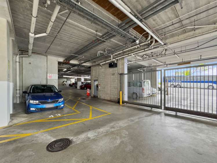 1504/72 Nelson Street City Centre_10