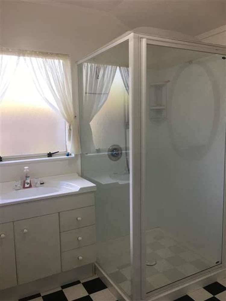 23 Tyree Drive Stoke_5