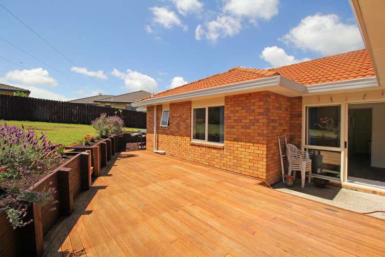 203 Te Irirangi Drive Flat Bush_1