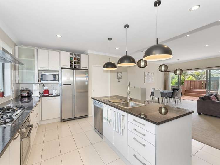 4 Heathfield Avenue Huntington_8