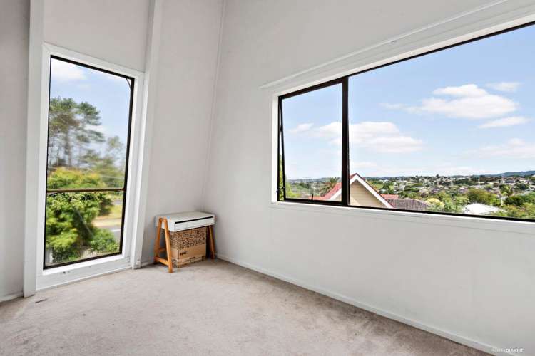 62 Makora Road Massey_13