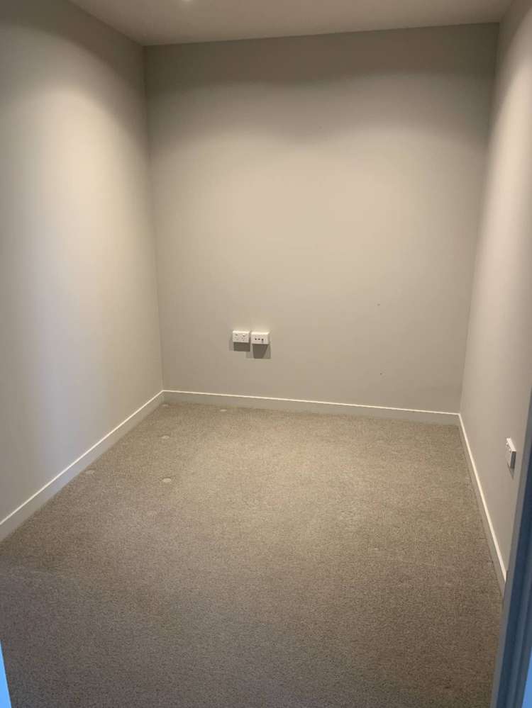 402/3 Rose Garden Lane Albany_16