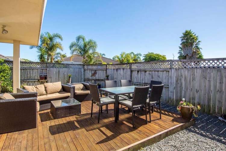 18 Lamia Grove Papamoa_12