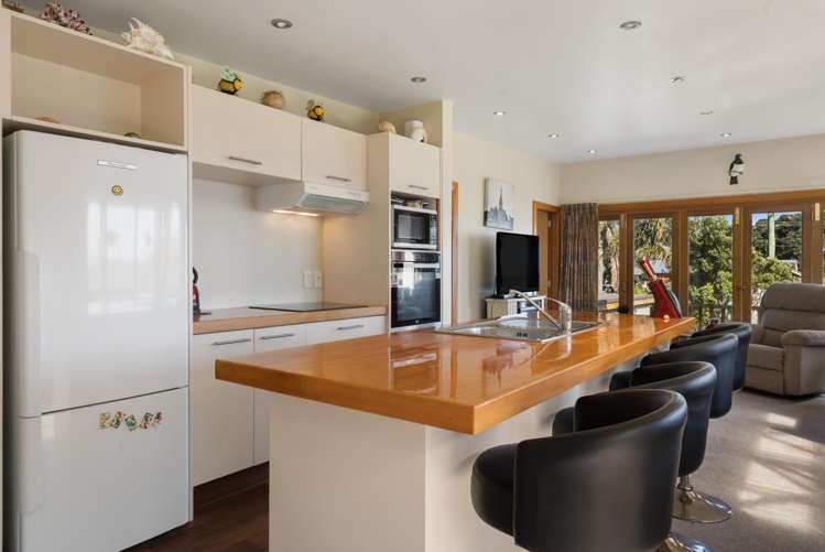 7 Trotter Avenue Waiomu_8