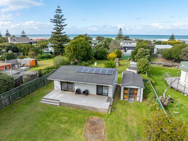 33 Pinedale Crescent Riversdale Beach_2