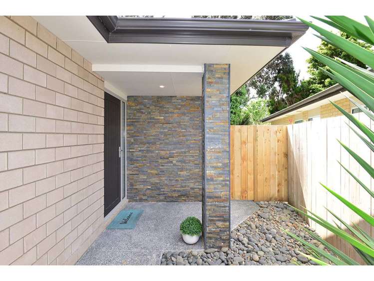 6e Forest Glen Orewa_16