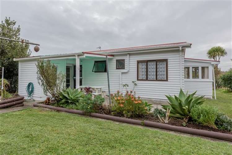 6 Konini Road Titirangi_13