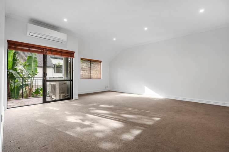 13 St Johns Road_5