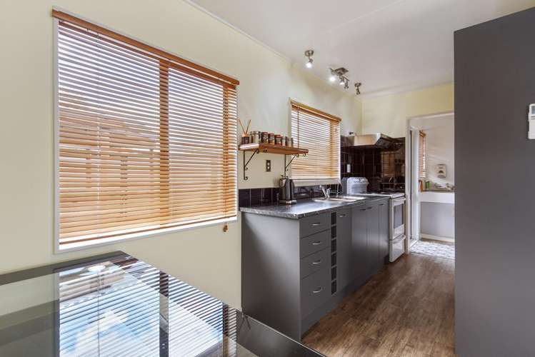 1b Upland Road Western Heights_5