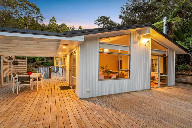 146 Laingholm Drive Laingholm_6