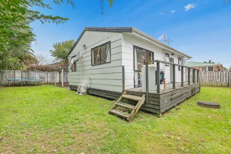 2/140A Old Wairoa Road Papakura_1