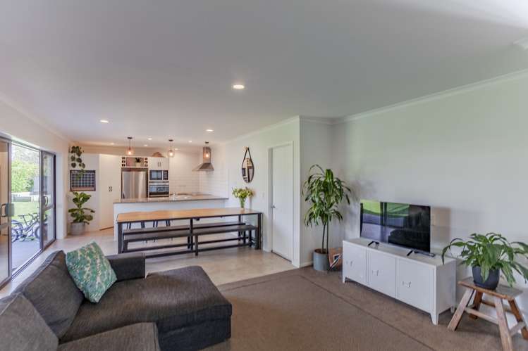 4 Ennisclare Place Waipukurau and Surrounds_3