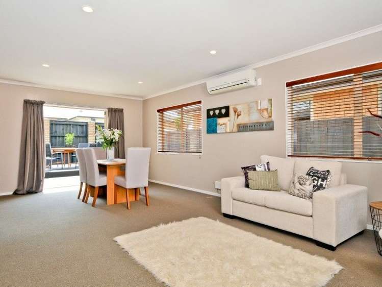 91 Farnborough Drive Grandview Heights_6